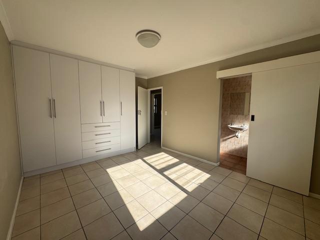 3 Bedroom Property for Sale in Wetton Western Cape
